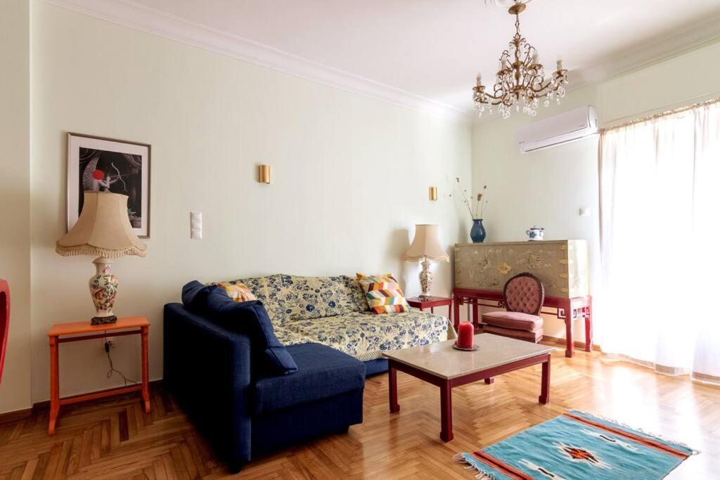 Iphigenia 2 Bedroom Retro Downtown Apartment Афины Экстерьер фото