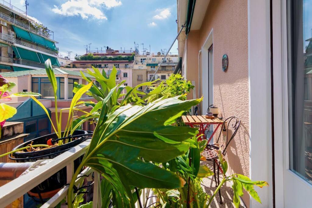 Iphigenia 2 Bedroom Retro Downtown Apartment Афины Экстерьер фото